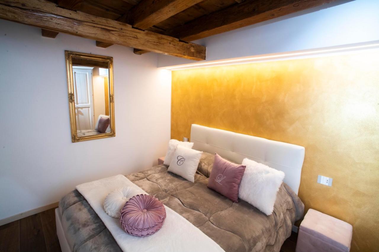 The Key Of Bergamo Apartment Bagian luar foto